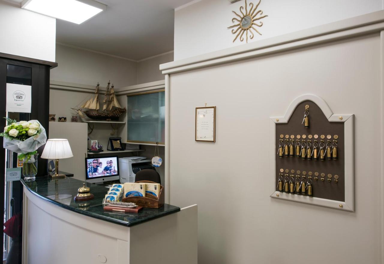 Hotel Candido Diano Marina Extérieur photo